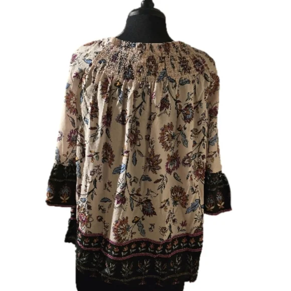 beachlunchlounge Boho Top With Bell Sleeve Size Small (s/p) - Picture 4 of 6